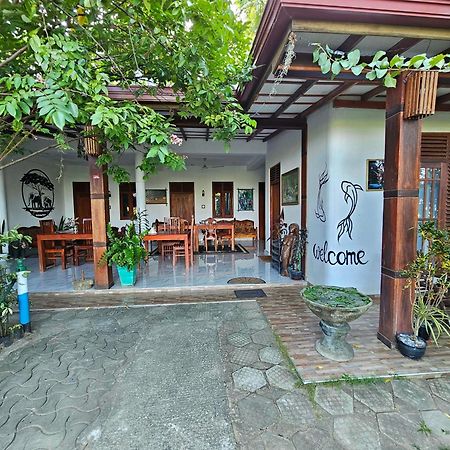 Hotel Tissamaharama Exterior photo